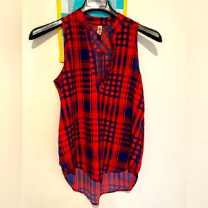 Lovely Day sleeveless blouse